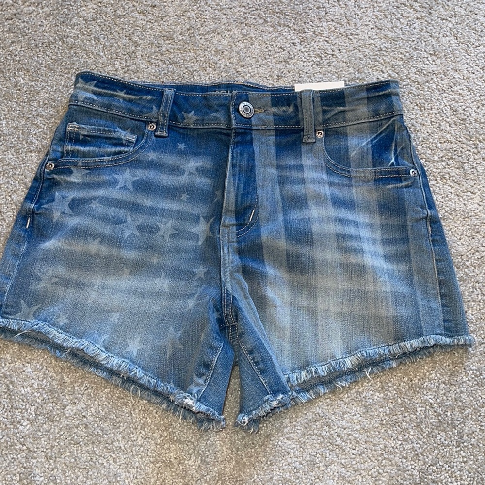 Maurice’s shorts